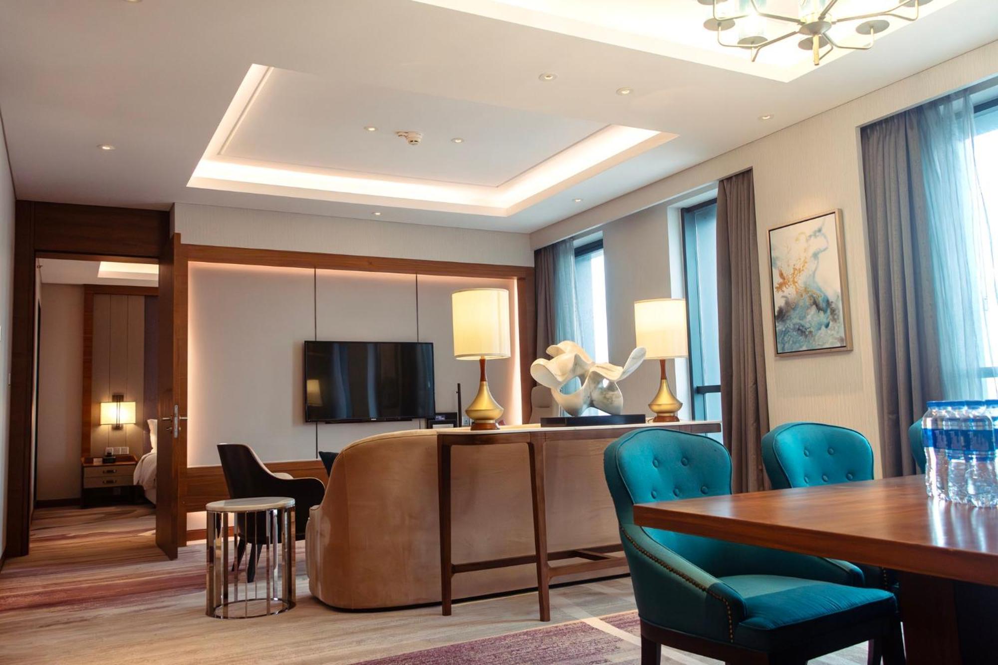 Holiday Inn Chengdu Qinhuang By Ihg Экстерьер фото